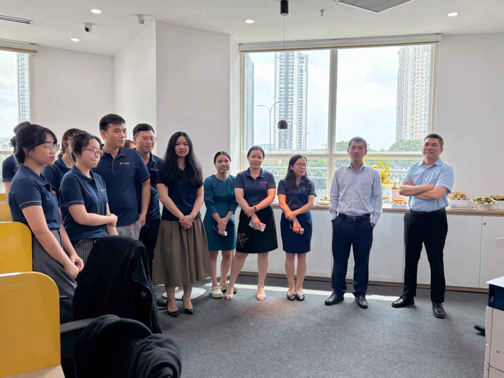 Chào đón văn phòng mới – Bộ phận Tư vấn Tp.HCM